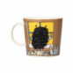 1062212_iittalaemea_03_moomin-by-arabia-mug-03l-stinky-in-action